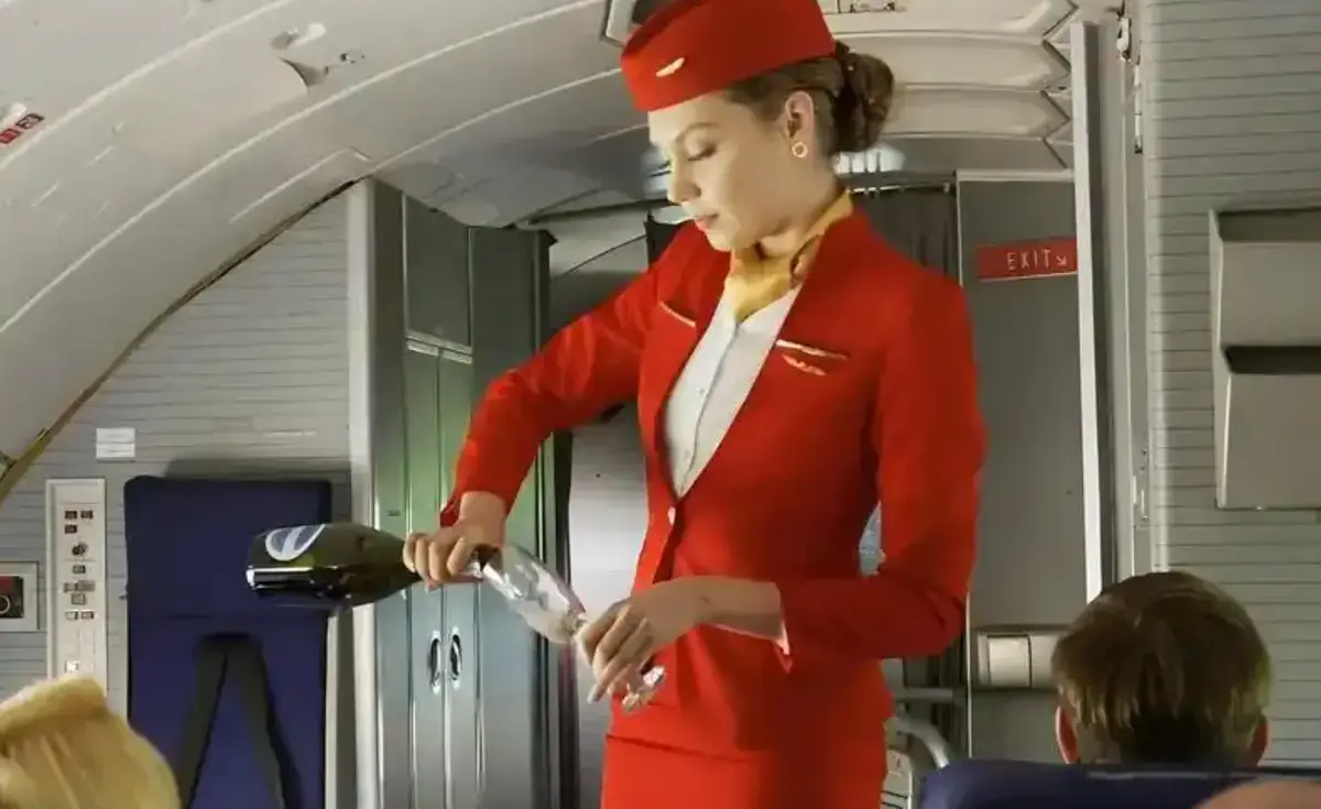 法国空乘4高清完整版在线观看-免费无删减1080P全集资源-法国电影《法国空乘4》